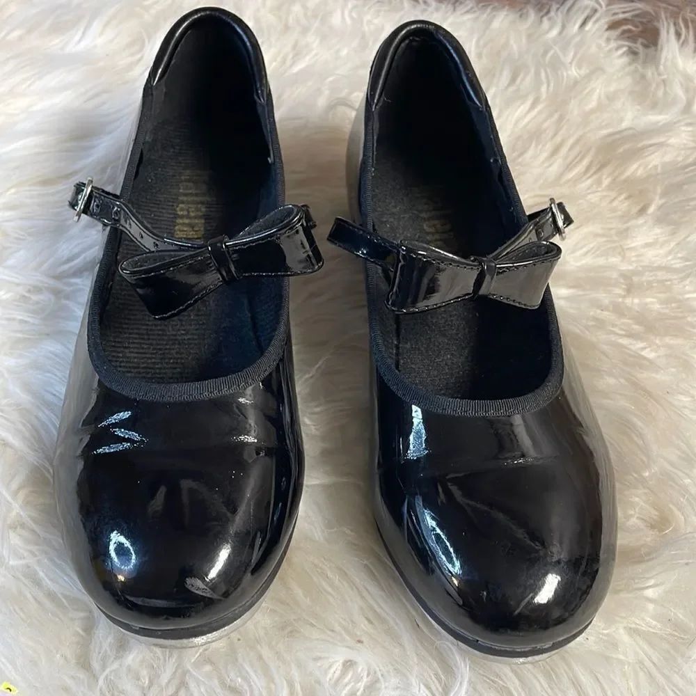 Balera Girls Black Patent Leather Tap Dance Shoes Size 4.5